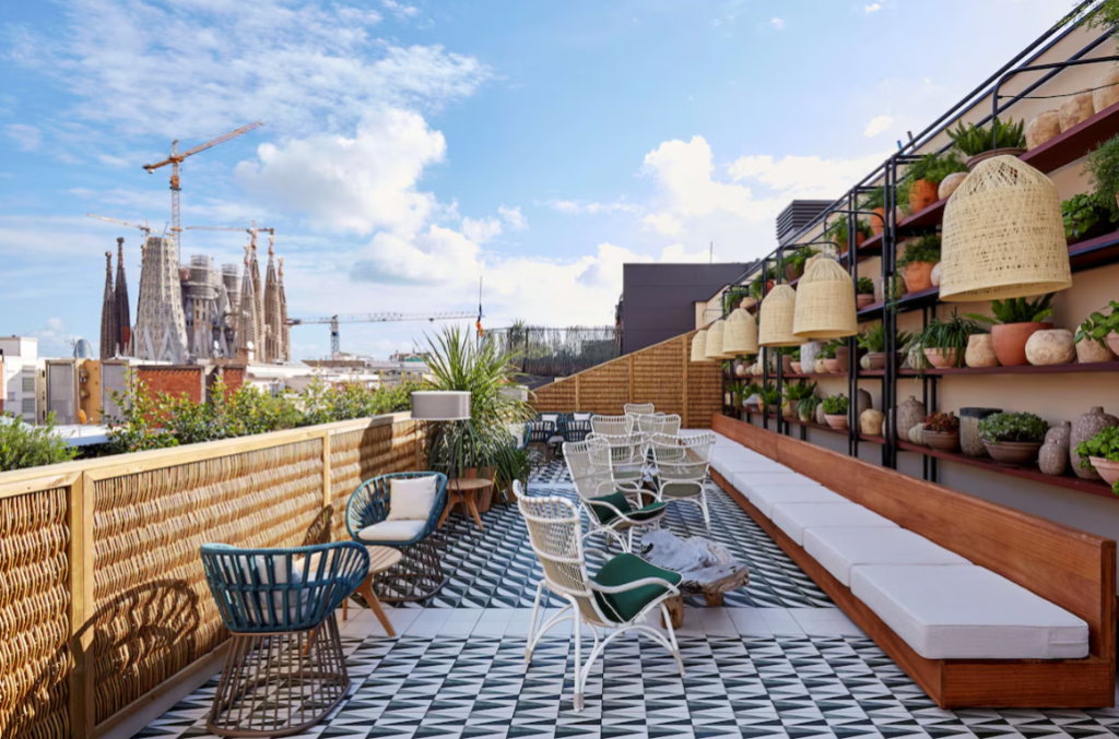 El Cel Rooftop Bar